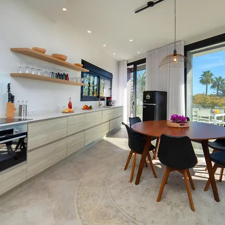 Villa Calalga By Interhome